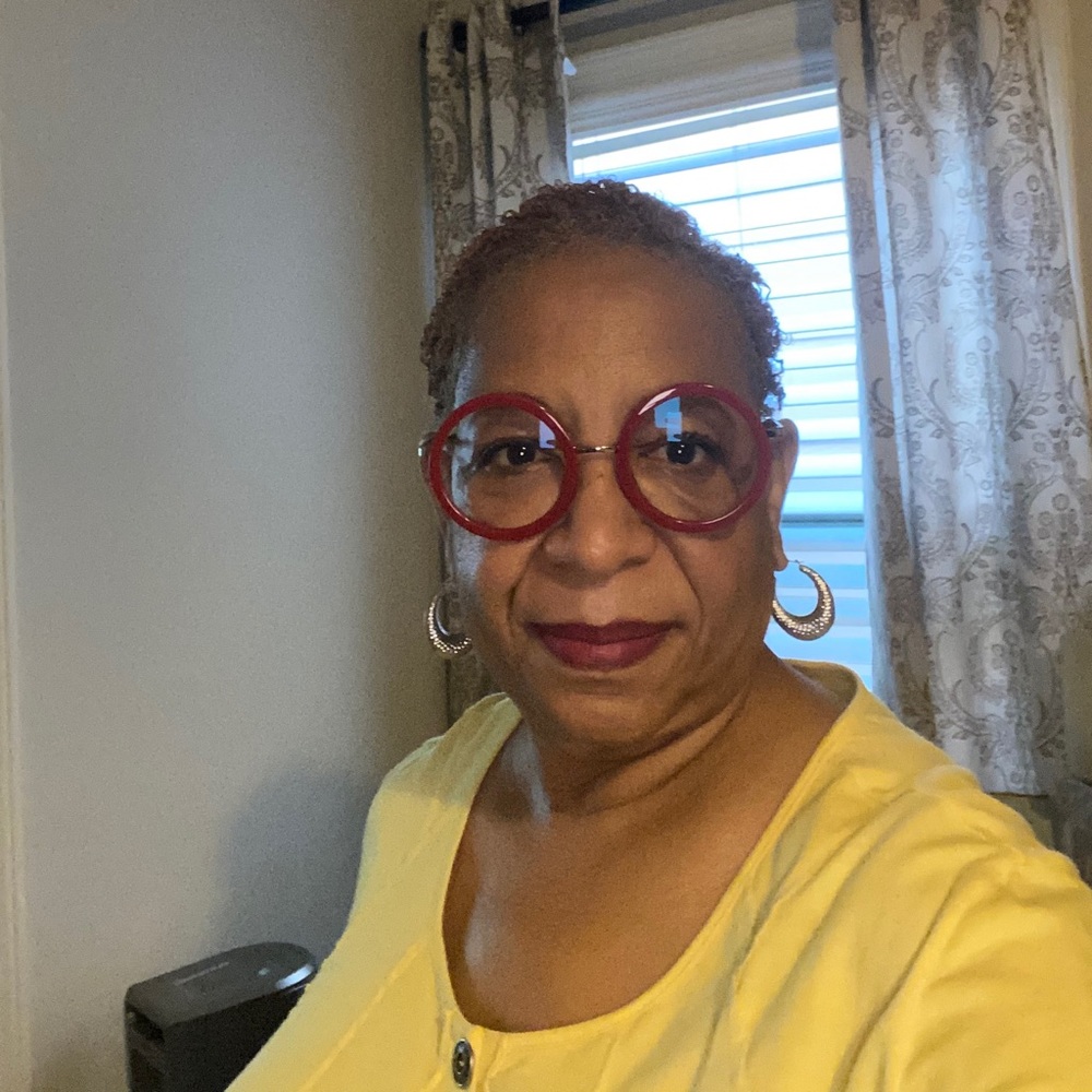 Meet your Posher, Deborah